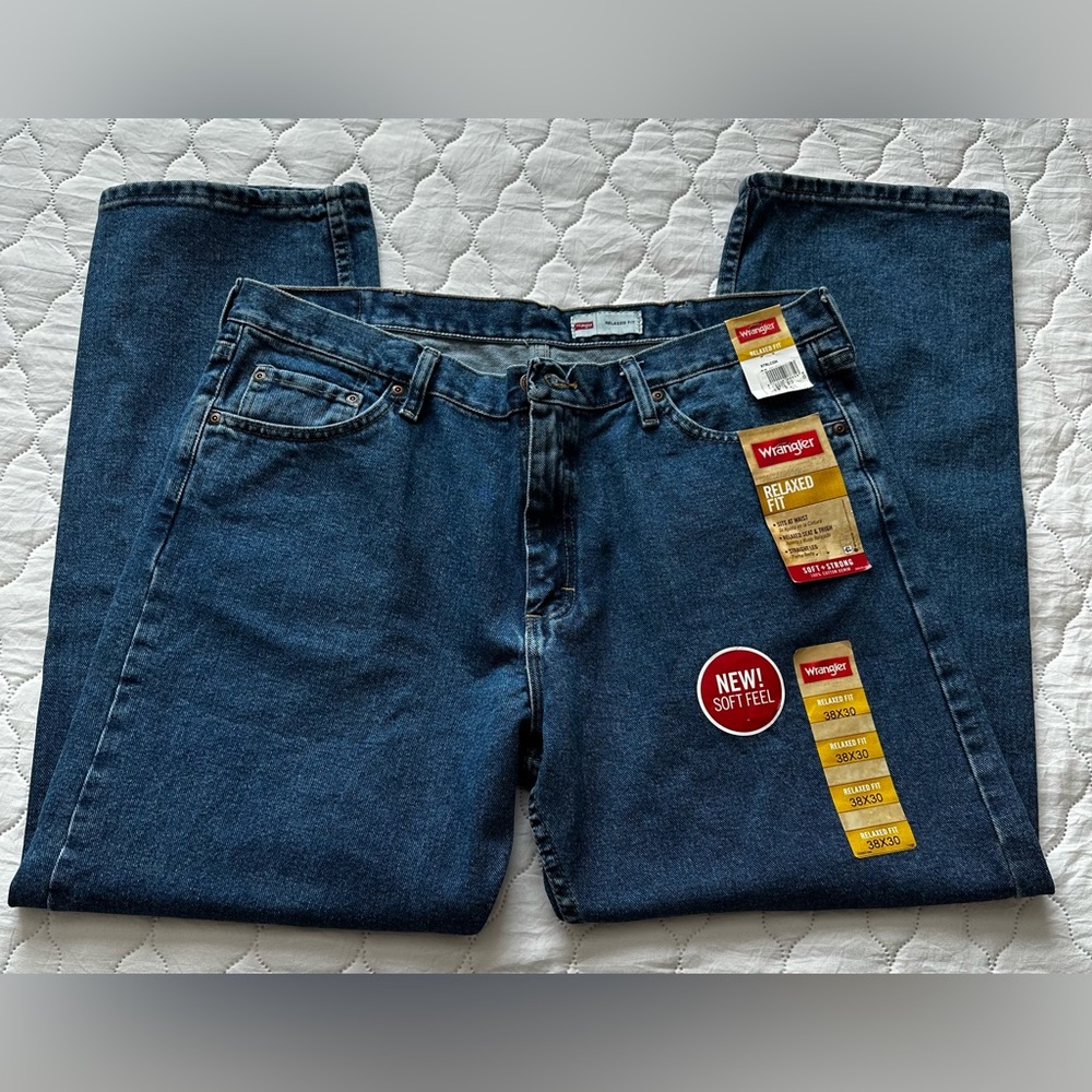 Wrangler Men's Five Star  Blue Jeans Relaxed Fit Denim 5 Pocket - Size 38x30